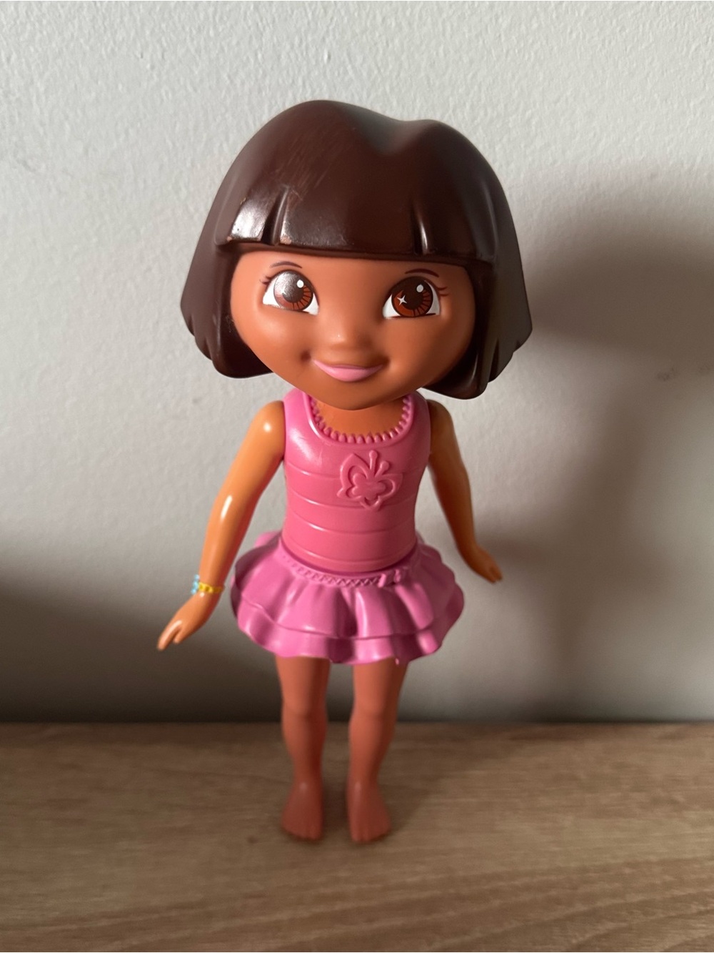 Vintage 2010 Dora the Explorer Doll Mattel Viacom Pink Dress 9”